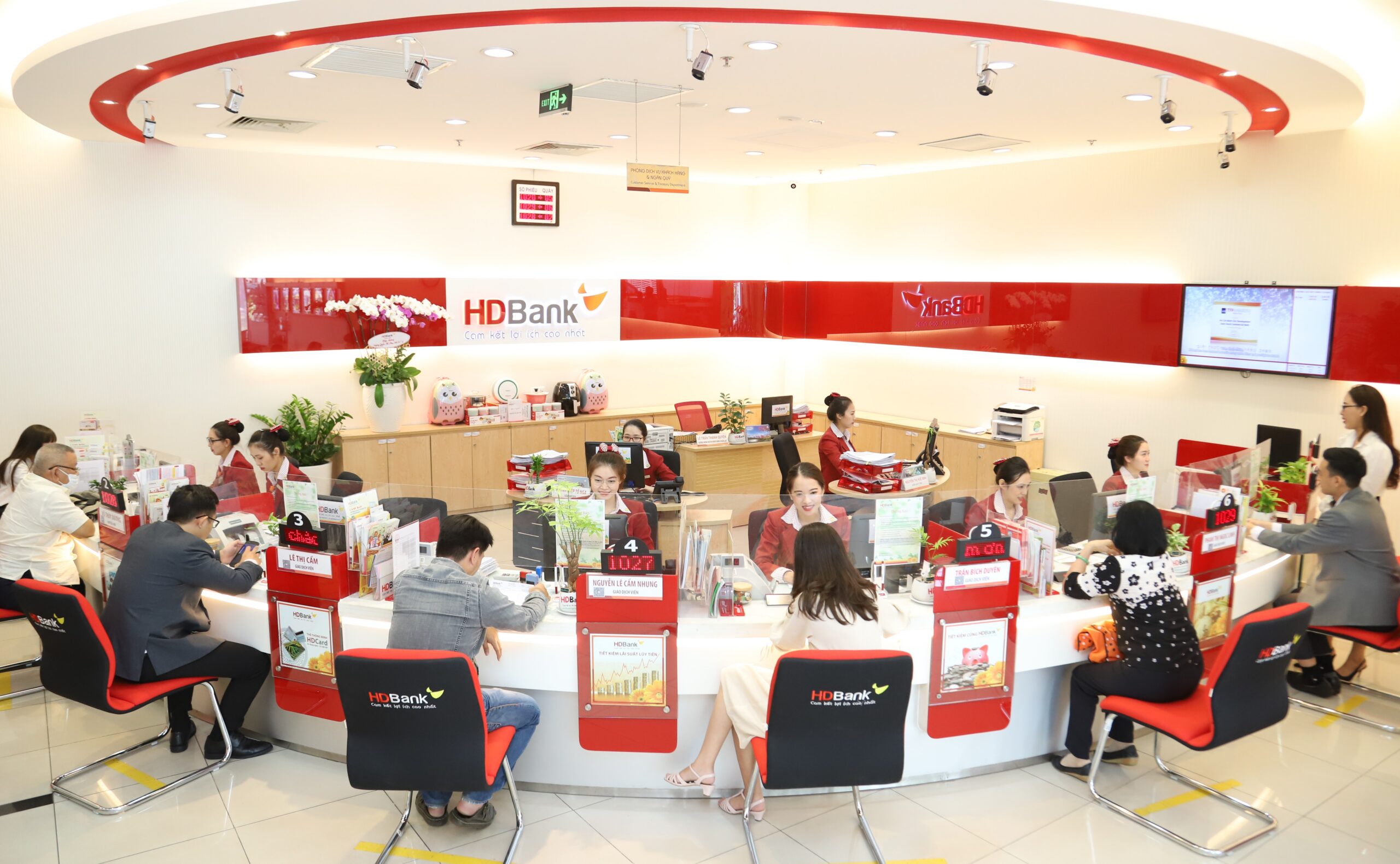 NATIONWIDE 63-PROVINCE CONNECTIVITY INFASCTRUCTURE FOR HDBANK